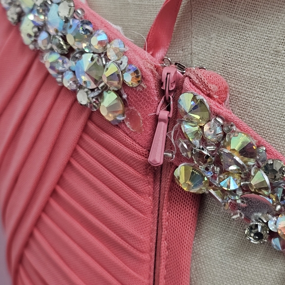 NWT La Femme Coral Embellished Strapless Prom/Pageant Gown Size 2 - Picture 5 of 16